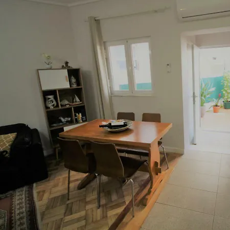 Apartment Com Patio Aveiro